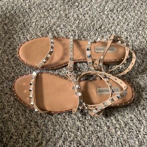Size w9 Steve Madden travel sandal